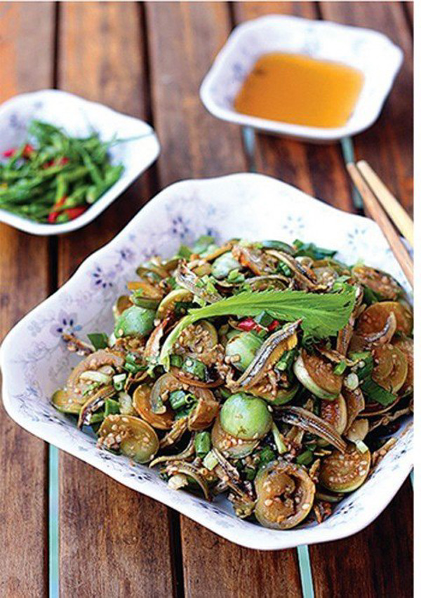 Đường sách Buôn Ma Thuột: Khai thác “ba không gian trong một”