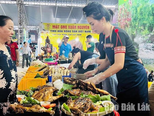 Đắk Lắk tham gia quảng bá du lịch tại “Liên hoan Du lịch Biển Nha Trang 2024”